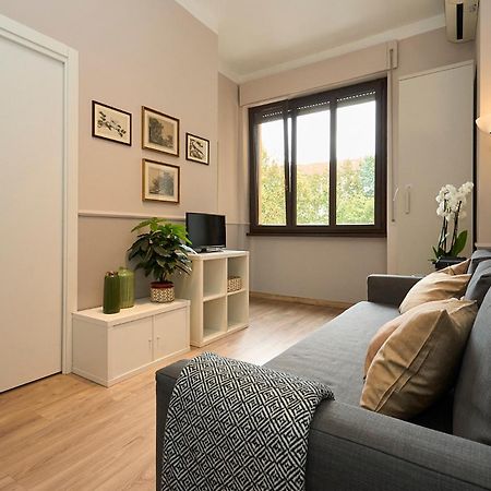 דירות מילאנו Duomo Design Cube - 10 Minutes Walk From Brera מראה חיצוני תמונה